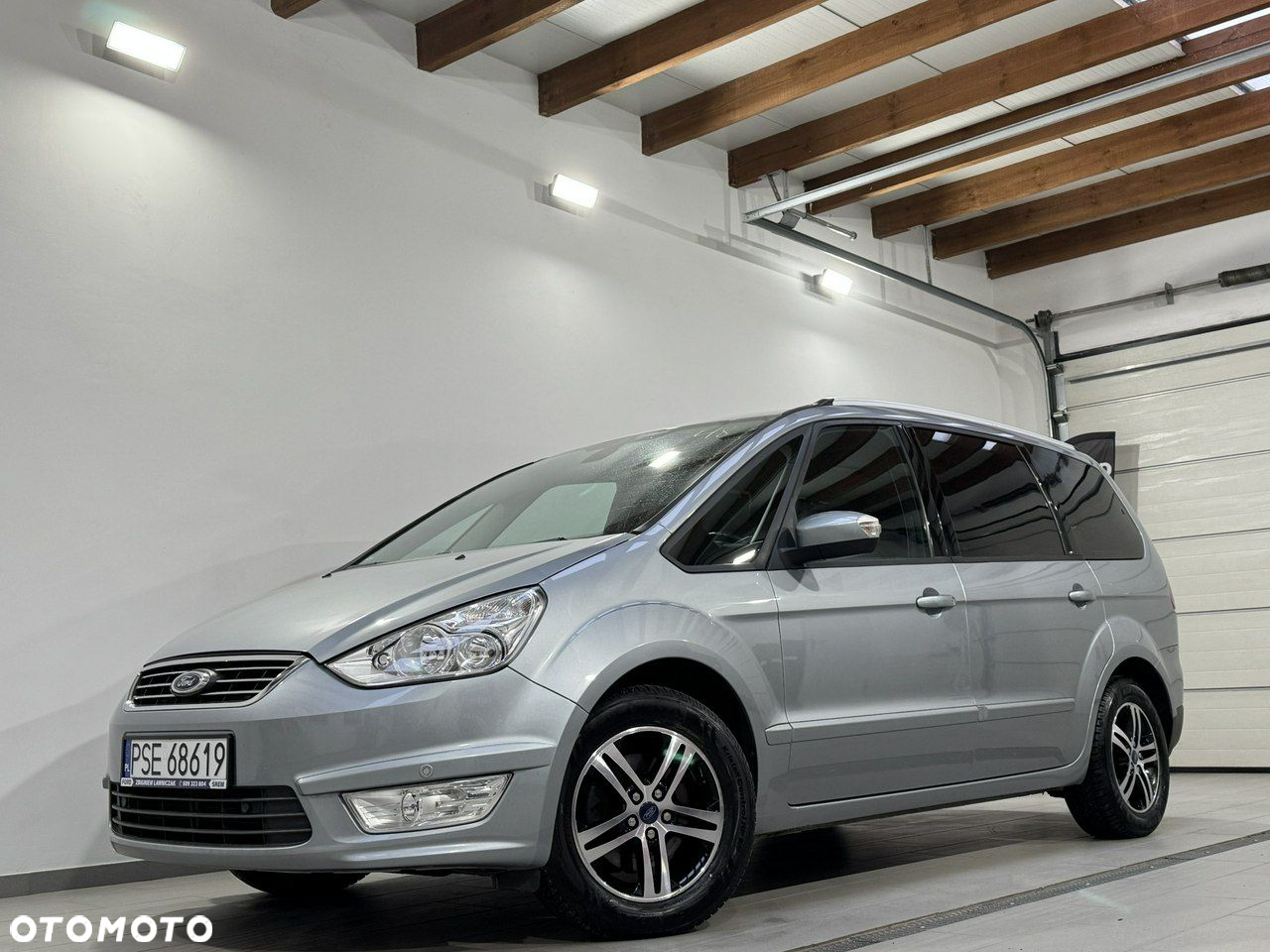 Ford Galaxy - 12