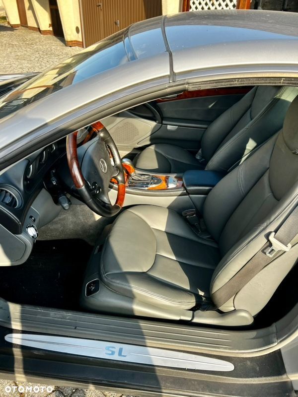 Mercedes-Benz SL 500 - 26
