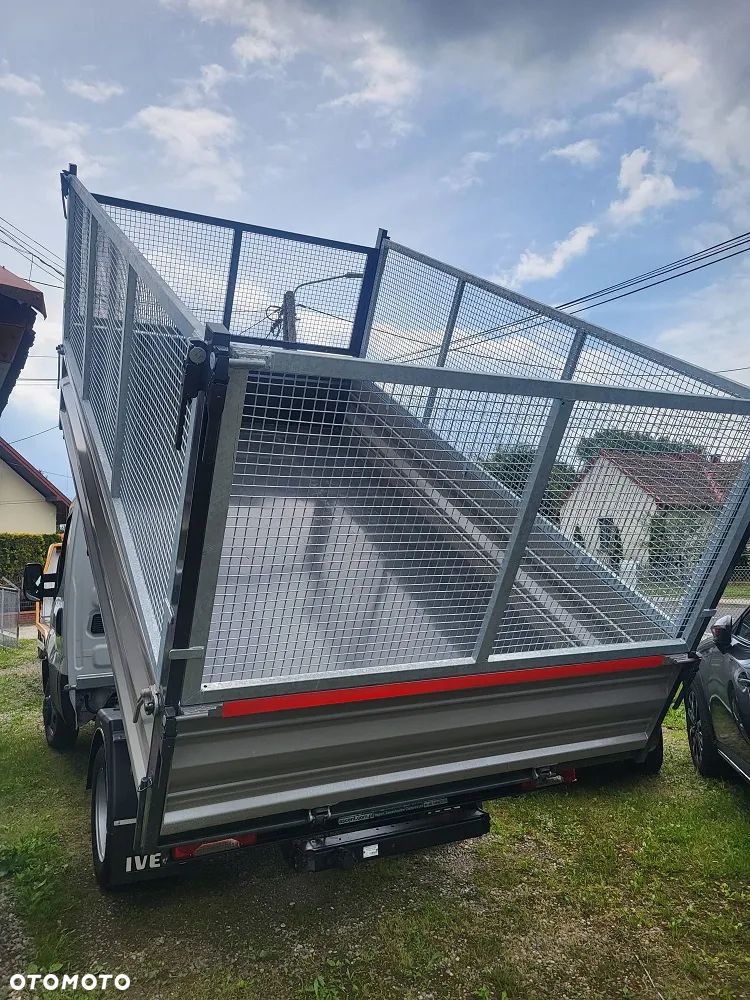 Iveco Daily 35C15 35-150 nowy kiper 3S - 4