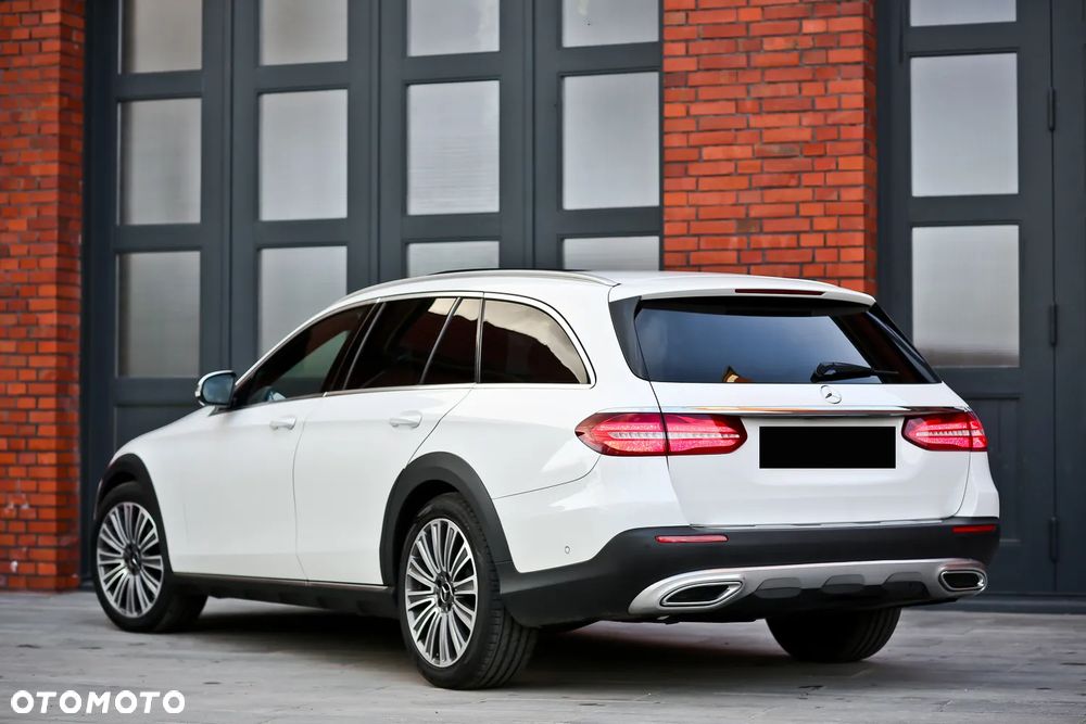 Mercedes-Benz Klasa E 220 d 4Matic All-Terrain 9G-TRONIC Avantgarde - 11