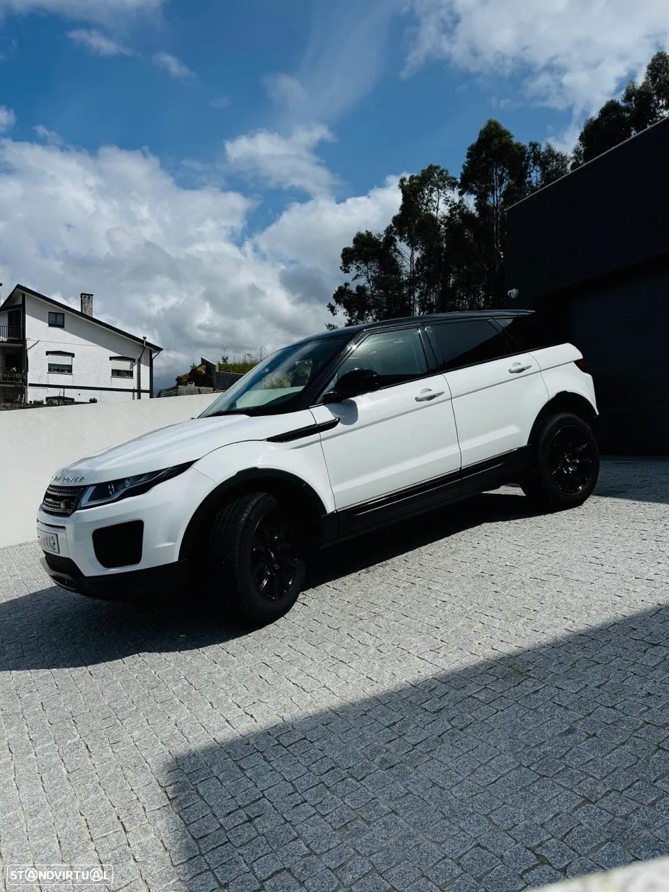 Land Rover Range Rover Evoque 2.0 eD4 SE Dynamic - 3