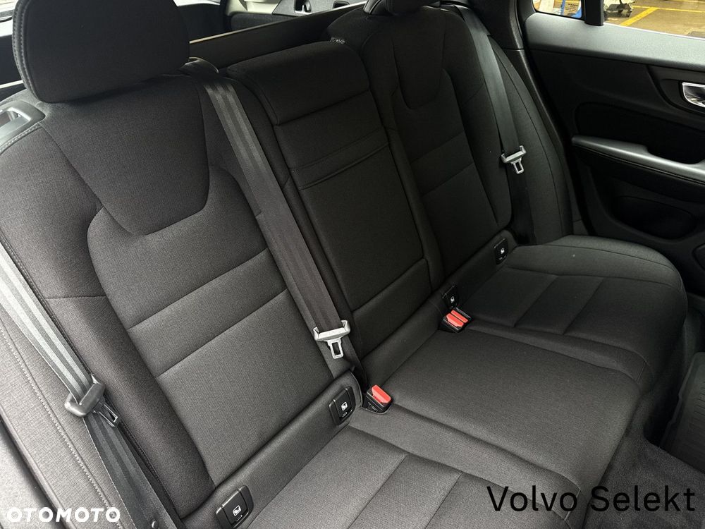 Volvo V60 - 16