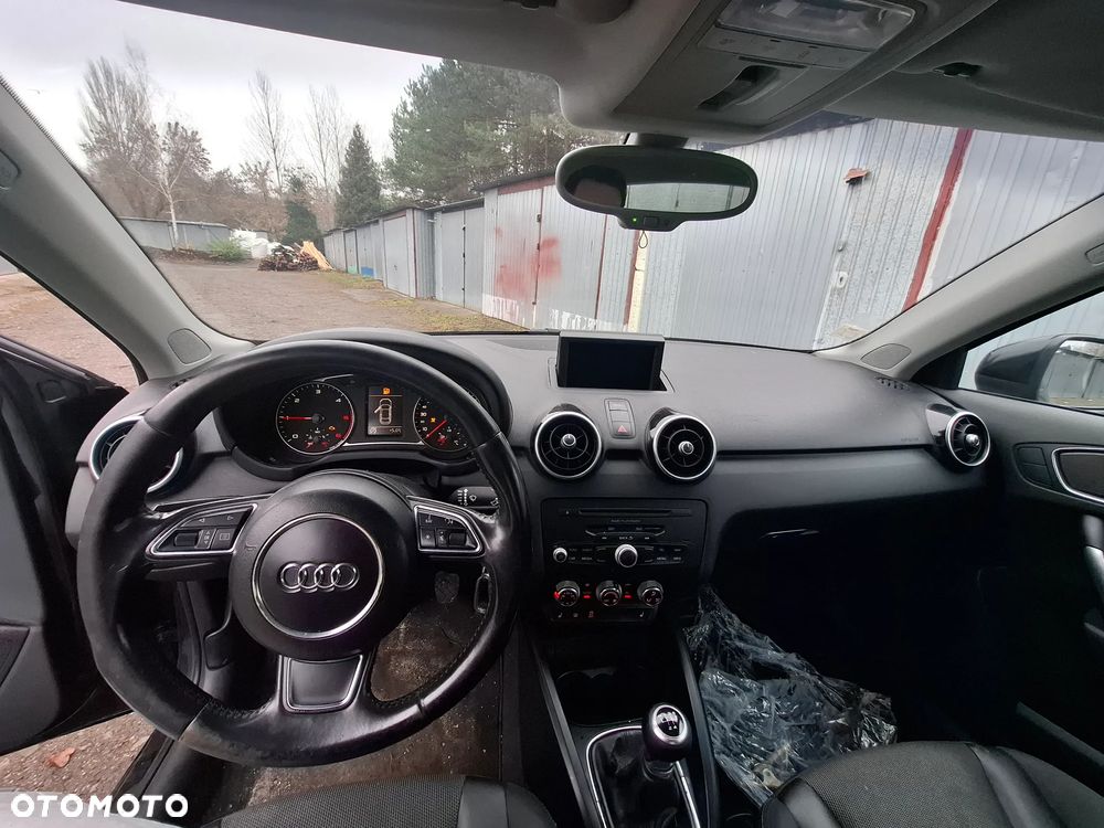 Audi A1 3-drzwiowe 1.6 TDI S line edition - 8
