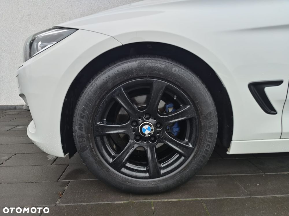 BMW 3GT 320i - 4