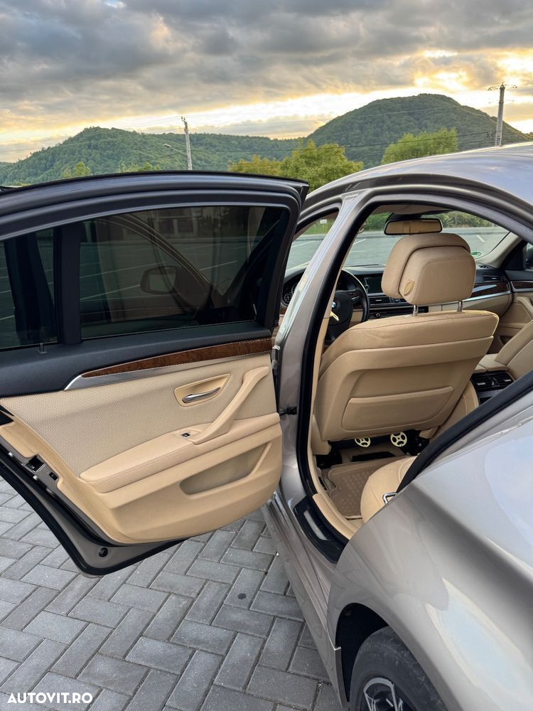 BMW Seria 5 520d EfficientDynamics Edition - 29