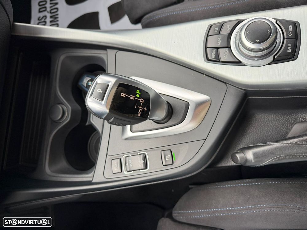 BMW 116 d Pack M Auto - 36