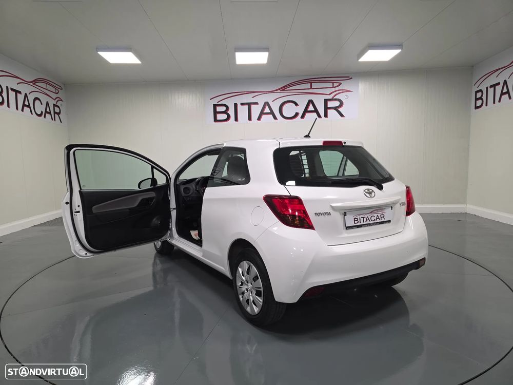 Toyota YARIS BIZZ 1.4 D-4D 90CV IVA DEDUTIVEL - 34