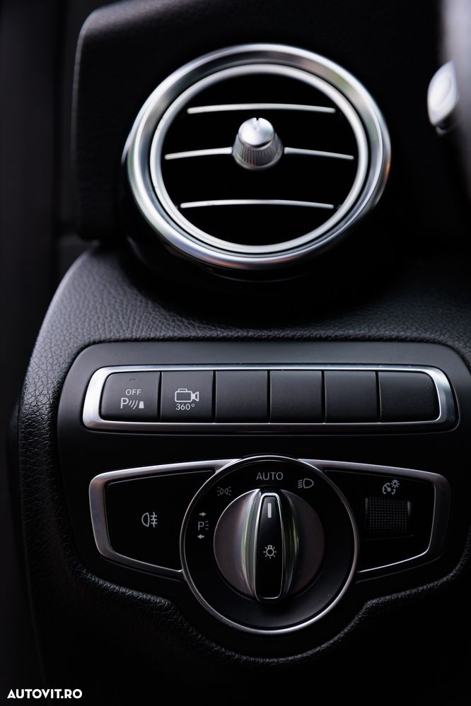 Mercedes-Benz GLC 250 d 4MATIC - 22