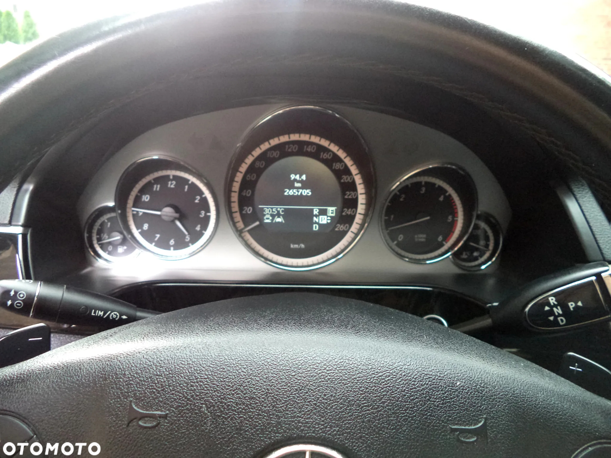 Mercedes-Benz Klasa E 350 T CDI DPF 4Matic BlueEFFICIENCY 7G-TRONIC Avantgarde - 13