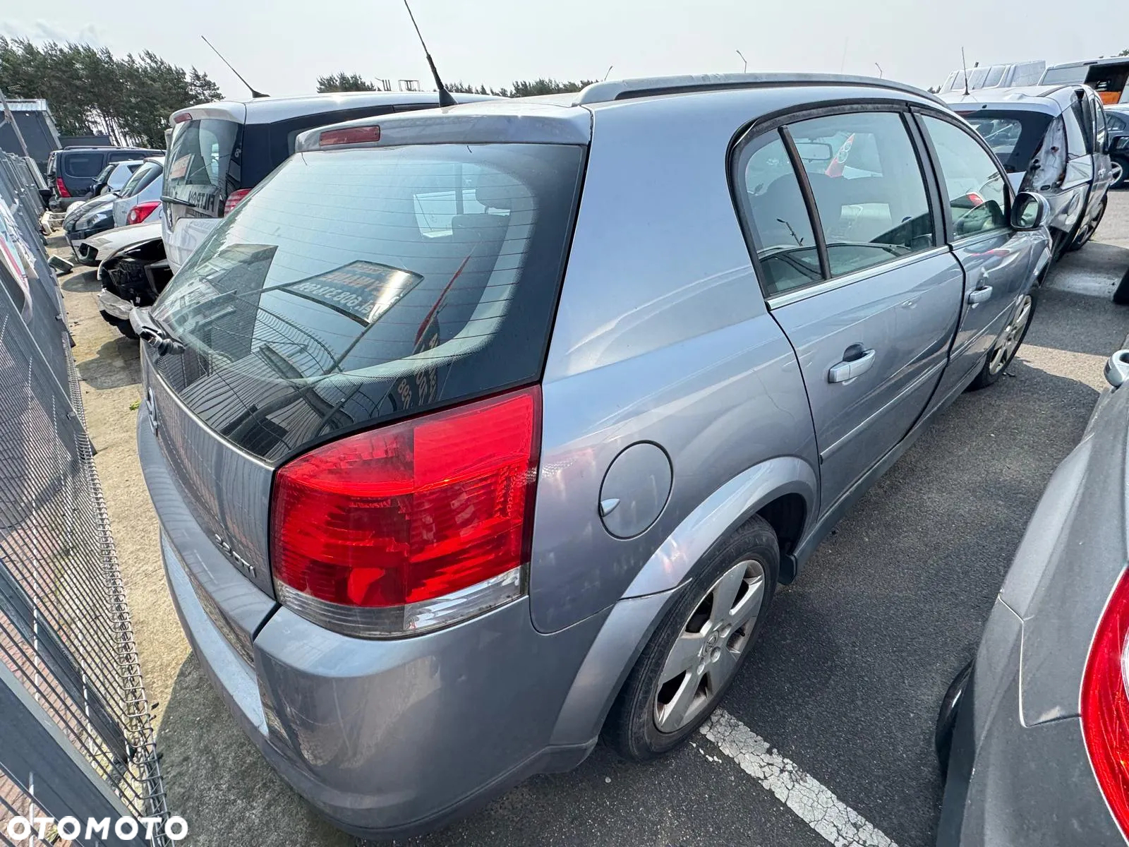 Klapa bagażnika OPEL SIGNUM 2003r poj. 2.2 Diesel 125 KM - 2