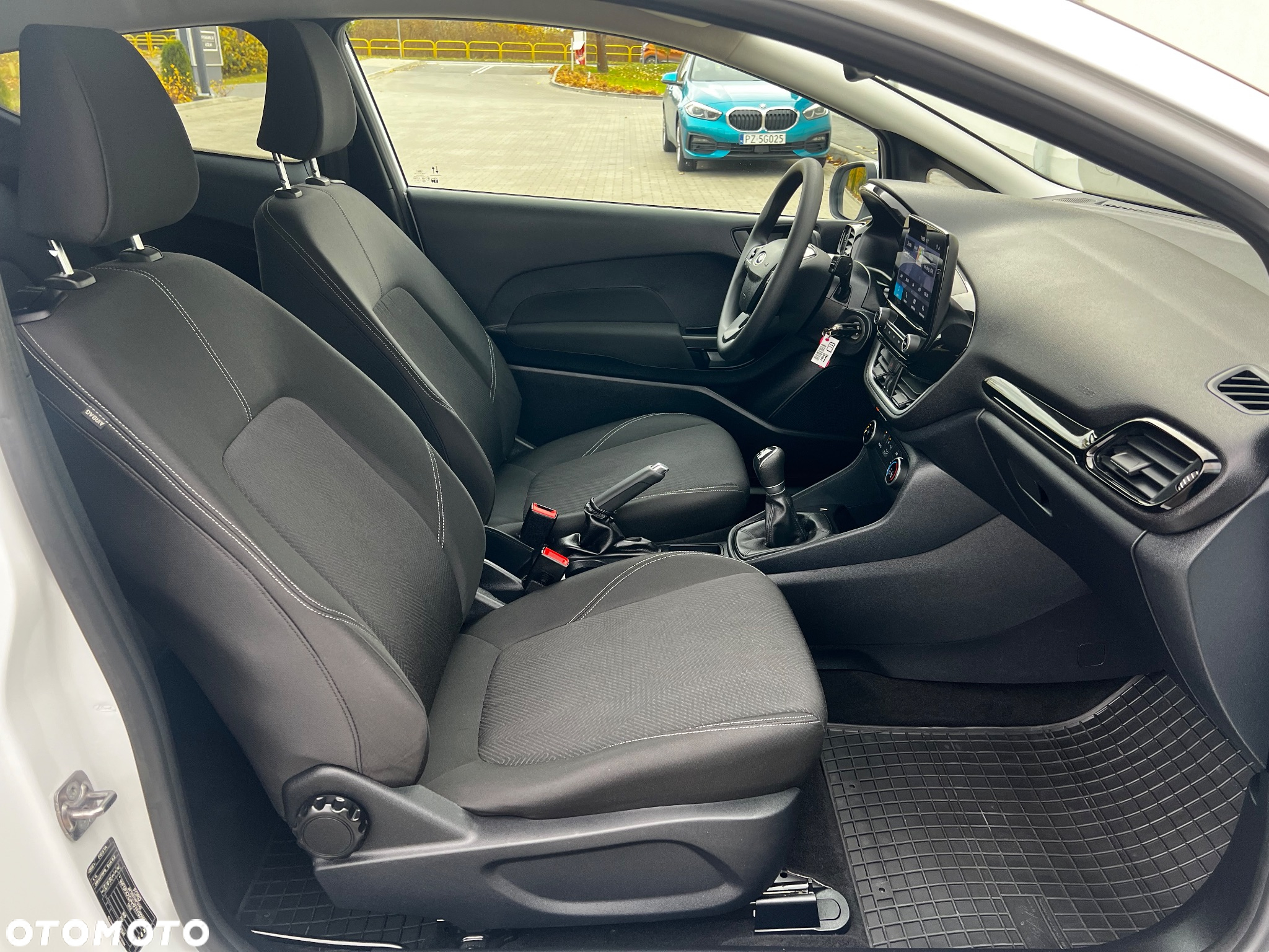 Ford Fiesta 1.1 Connected ASS - 11