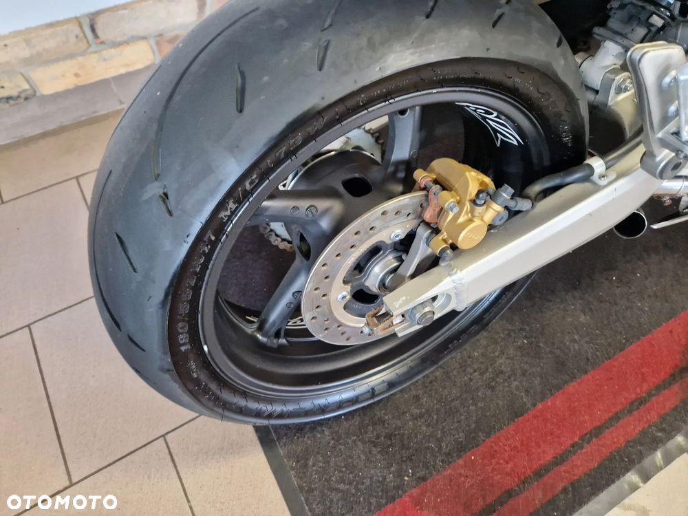 Honda Hornet - 29