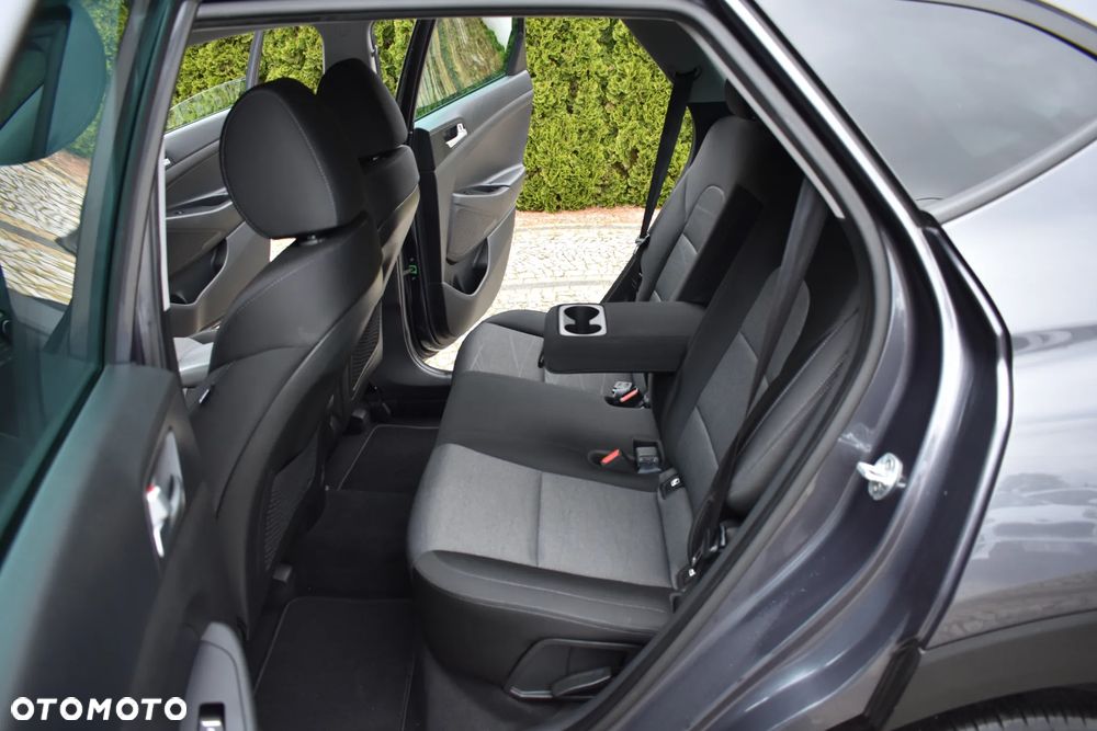 Hyundai Tucson 1.6 CRDi Comfort 2WD - 12