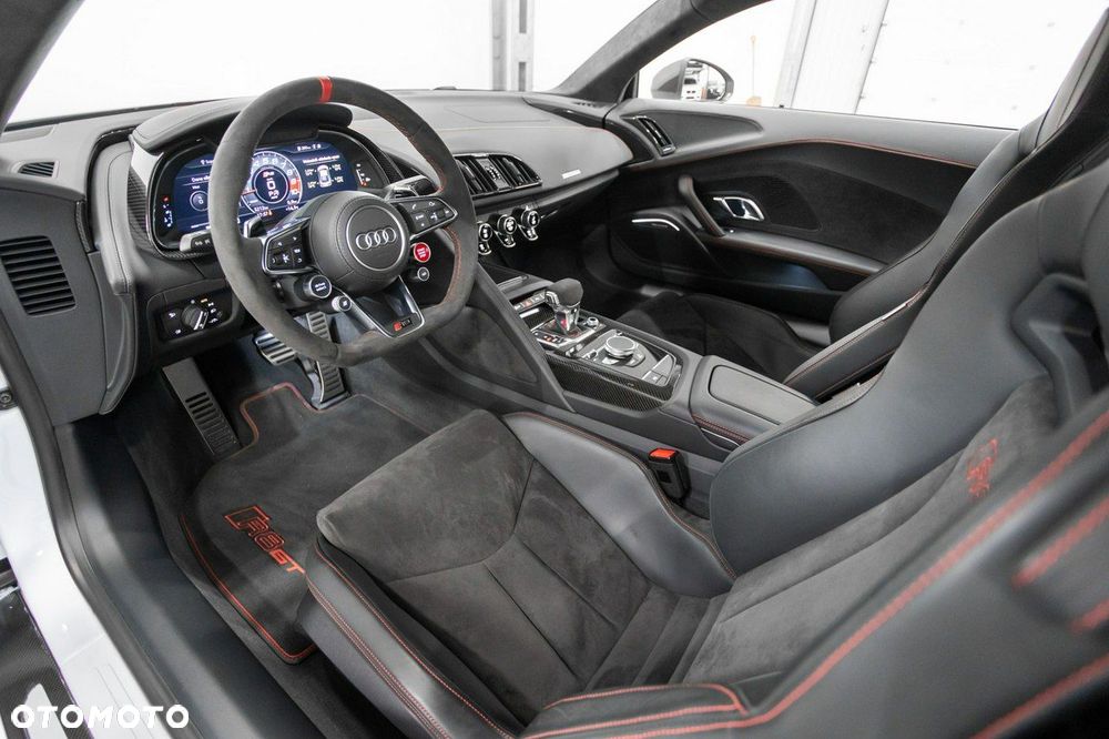 Audi R8 Coupé V10 RWD GT - 29