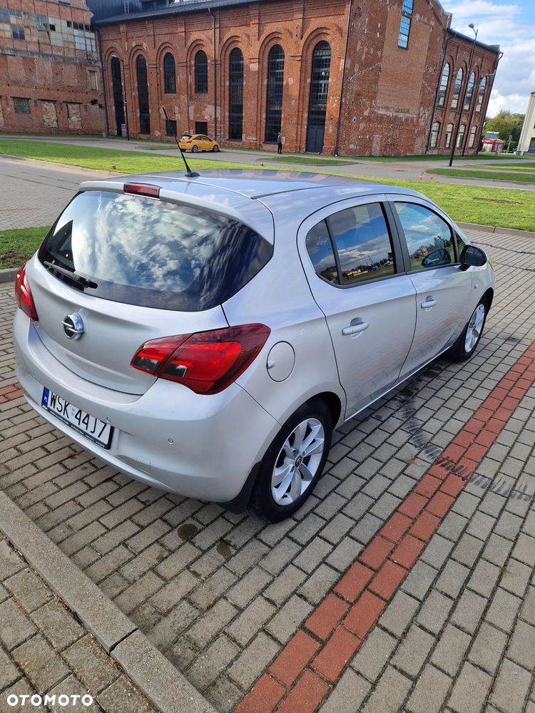 Opel Corsa 1.4 Cosmo - 4