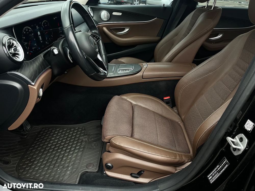 Mercedes-Benz E - 10