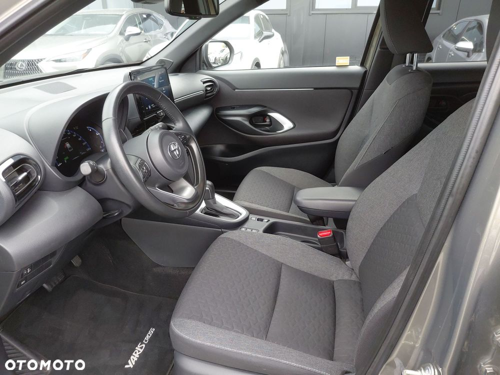 Toyota Yaris Cross - 15