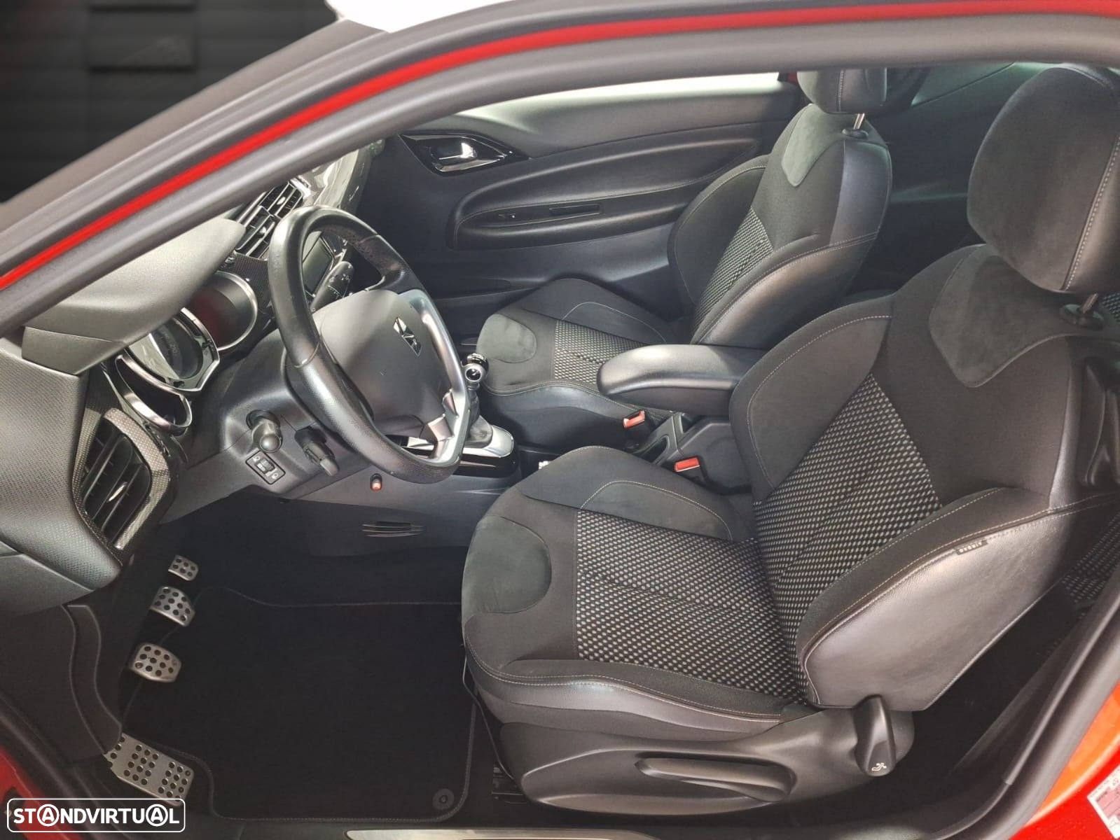 Citroën DS3 1.6 e-HDi Airdream Sport Chic - 6