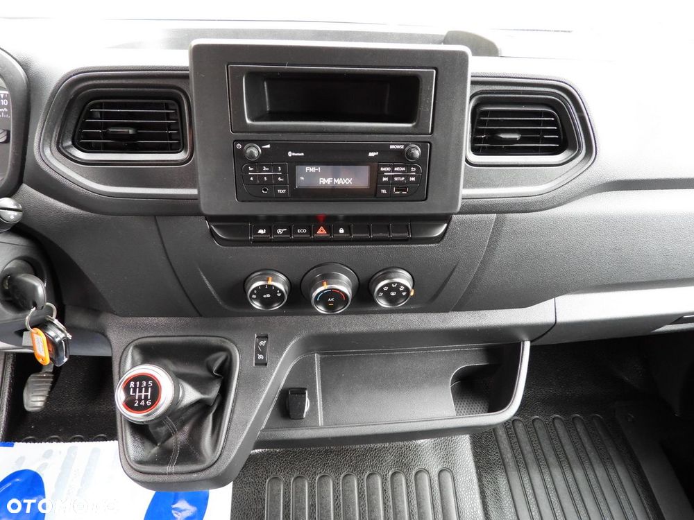 Renault MASTER KONTENER WINDA 8 PALET TEMPOMAT LEDY KLIMATYZACJA  145KM - 33
