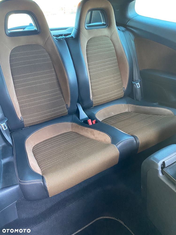 Volkswagen Scirocco 2.0 TDI - 16