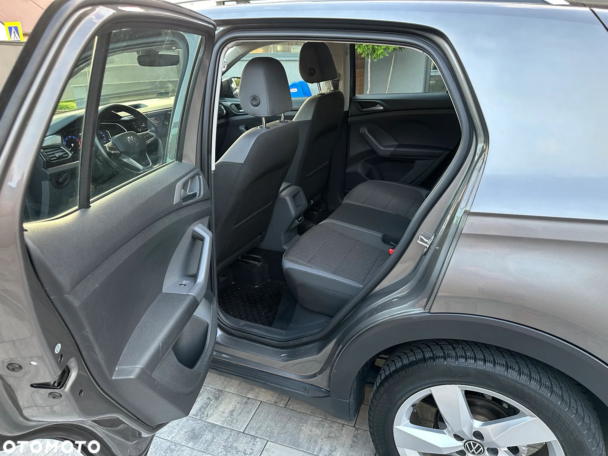 Volkswagen T-Cross - 9