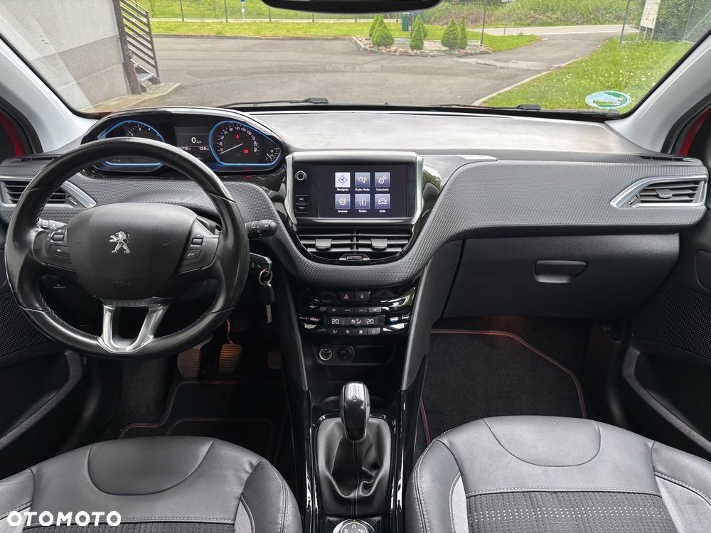 Peugeot 2008 1.6 VTi Allure - 17