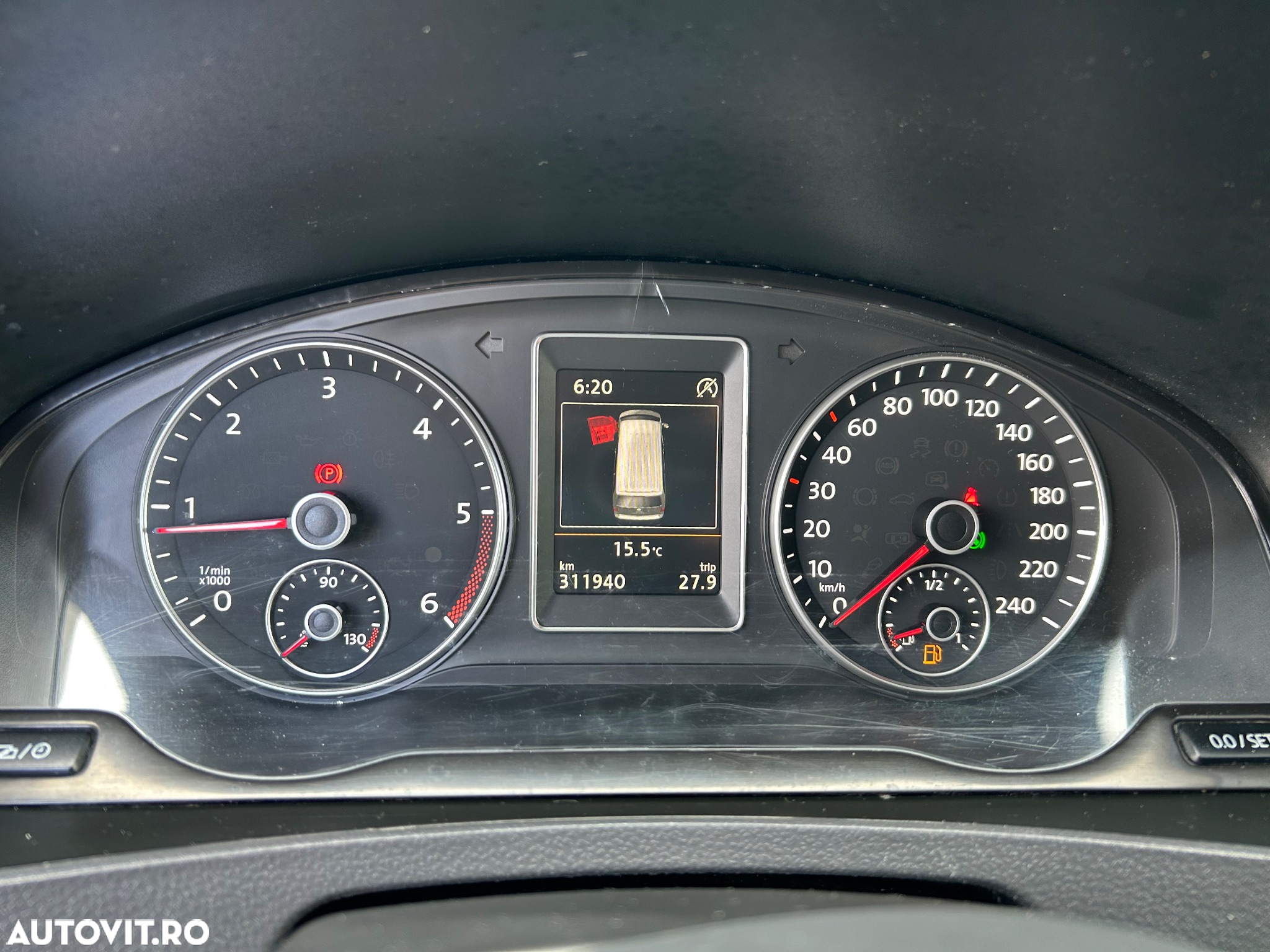 Volkswagen Caravelle - 6