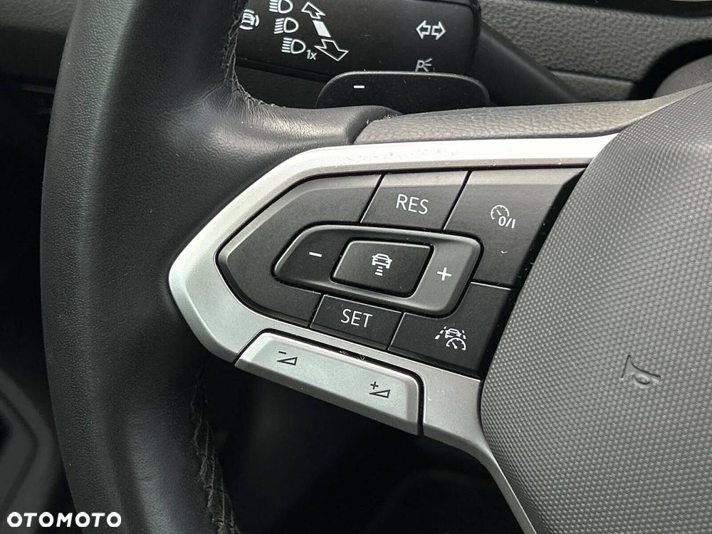 Volkswagen Passat 1.5 TSI EVO Elegance DSG - 22