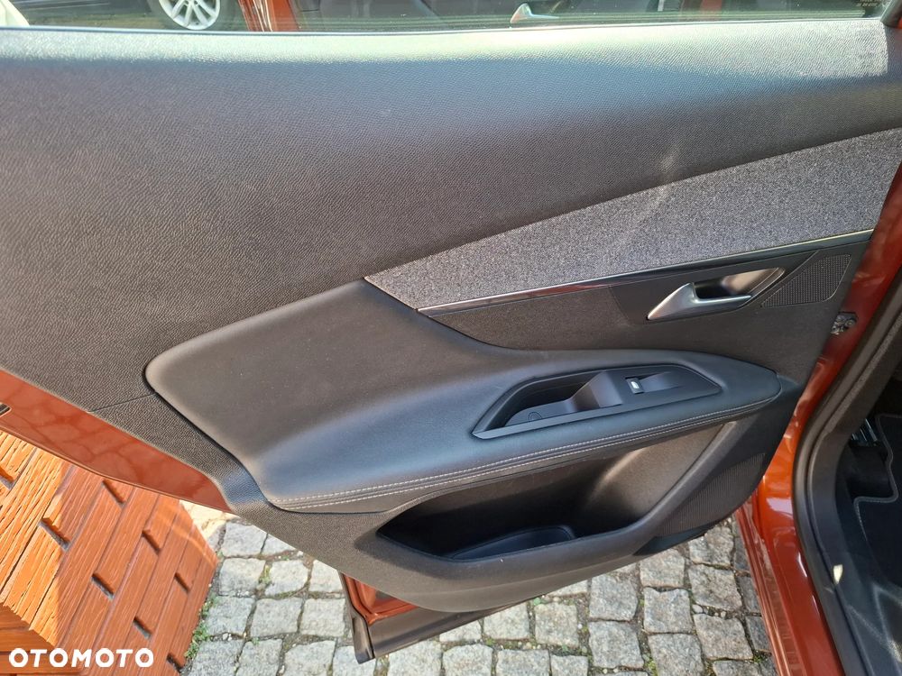 Peugeot 3008 1.5 BlueHDi Allure S&S - 29