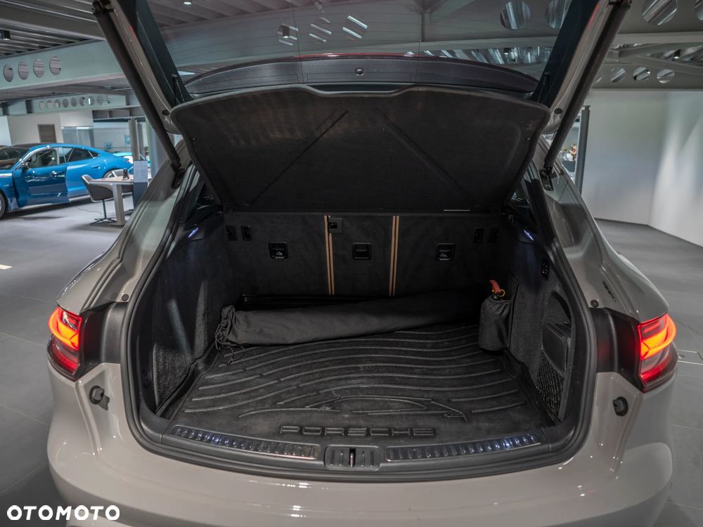 Porsche Macan S - 16