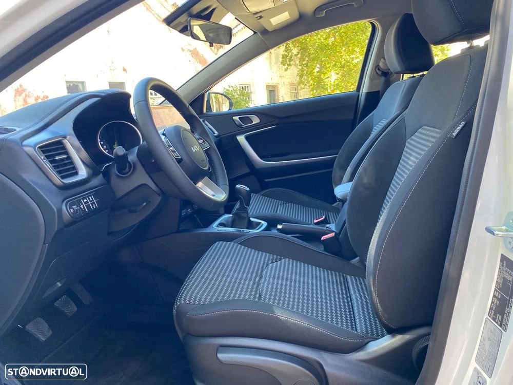 Kia XCeed - 15