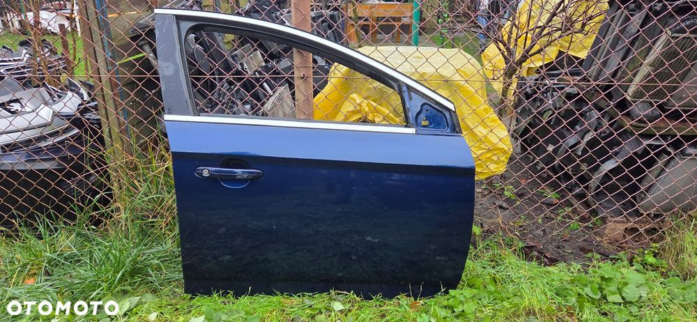 Drzwi przednie prawe Ford Mondeo Mk4 E6 (bez malowania)
