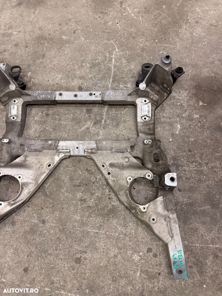 Punte fata jug motor Alfa Romeo Stelvio 2018 - 1