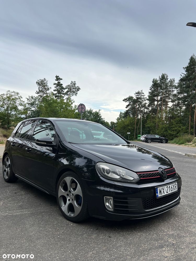 Volkswagen Golf - 4