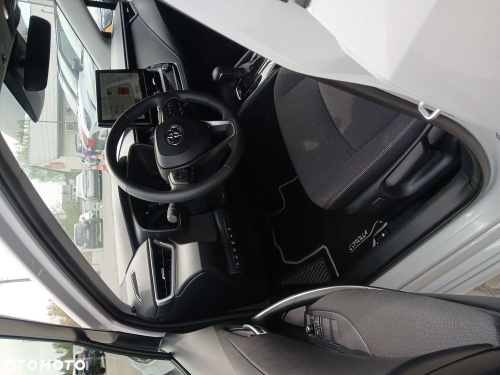 Toyota Corolla - 19