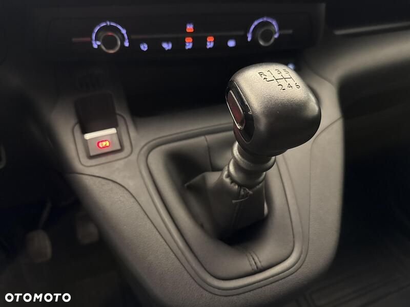 Toyota Proace City - 15