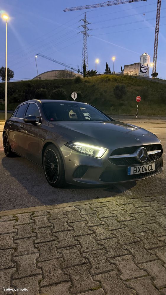 Mercedes-Benz A 180 d 7G-DCT AMG Line - 7