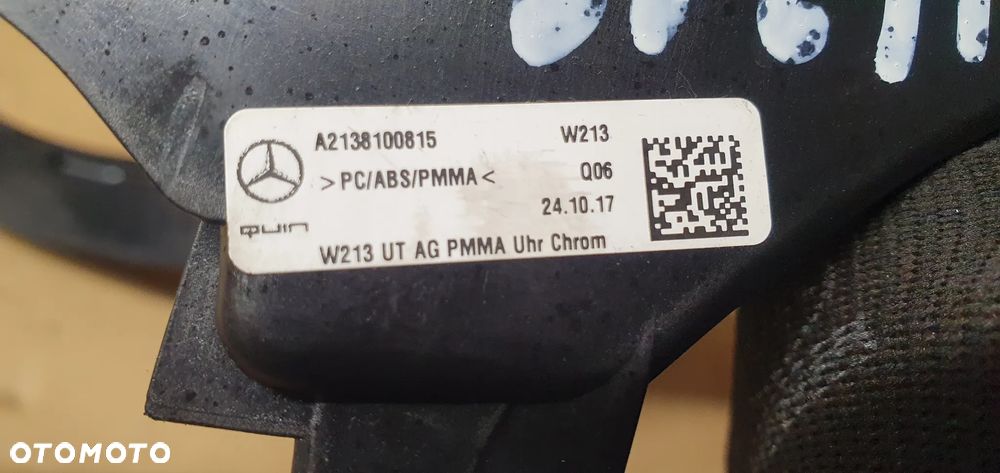 Osłona ramka dekor tunelu środkowego deski konsoli Mercedes E-Klasa W213 A2138100815 - 9