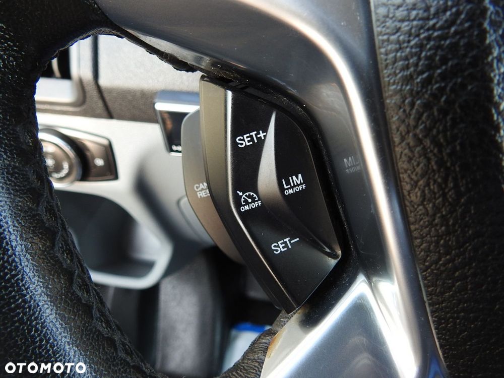 Ford TRANSIT  FURGON CHŁODNIA  0°C FUNKCJA GRZANIA TEMPOMAT LEDY KLIMATYZACJA  130KM - 32