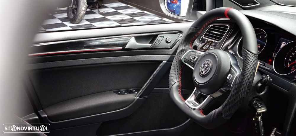 VW Golf - 41
