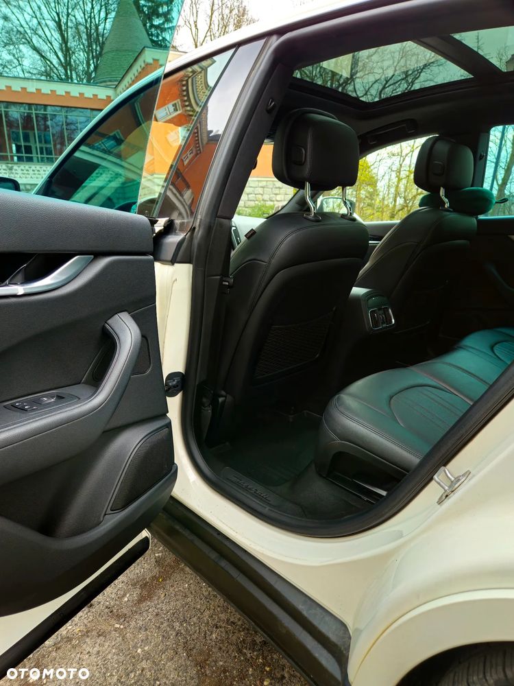 Maserati Levante - 21