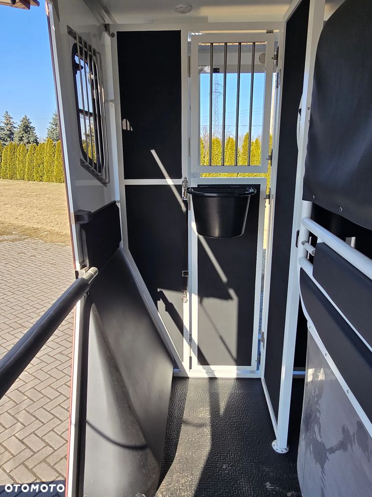 Renault Master Koniowóz - 19