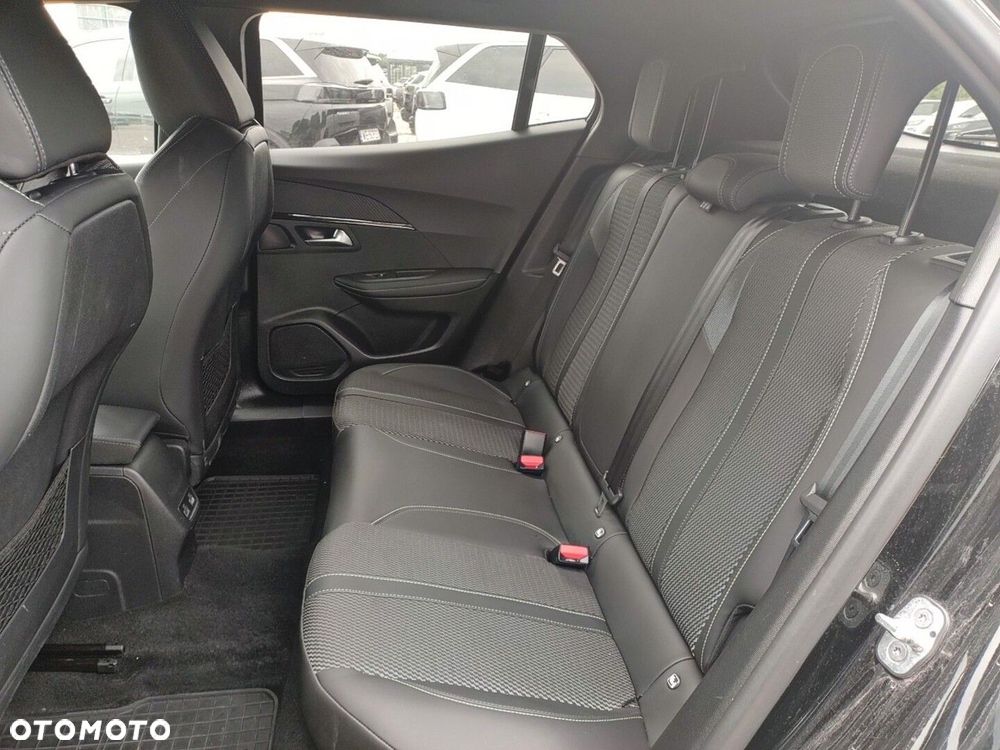 Peugeot 2008 1.2 PureTech Allure S&S EAT8 - 20
