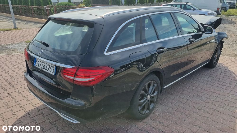 Mercedes-Benz Klasa C 220 CDI Classic - 23