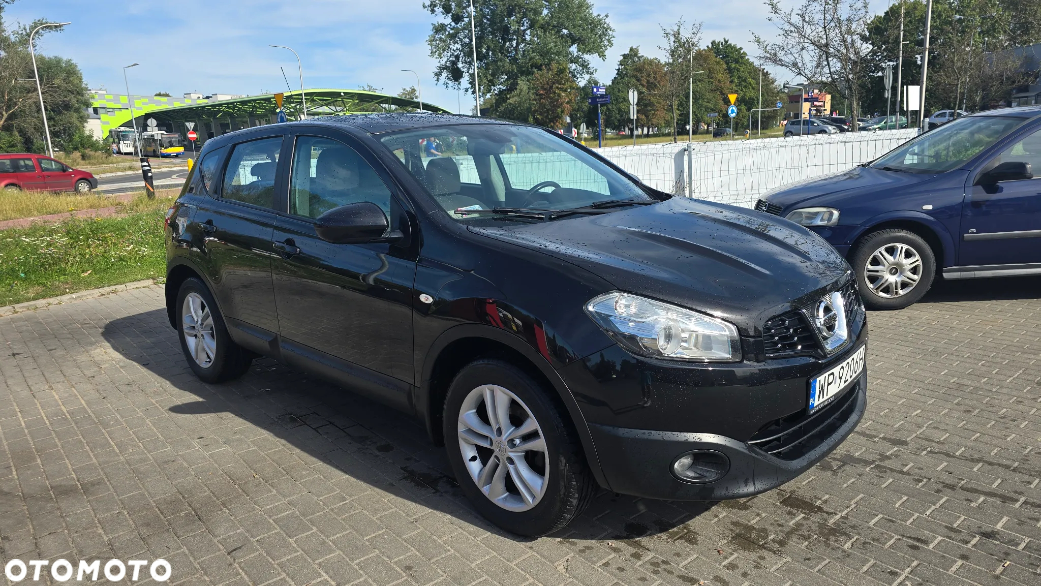 Nissan Qashqai 2.0 dCi 4x4 Tekna Premium - 2