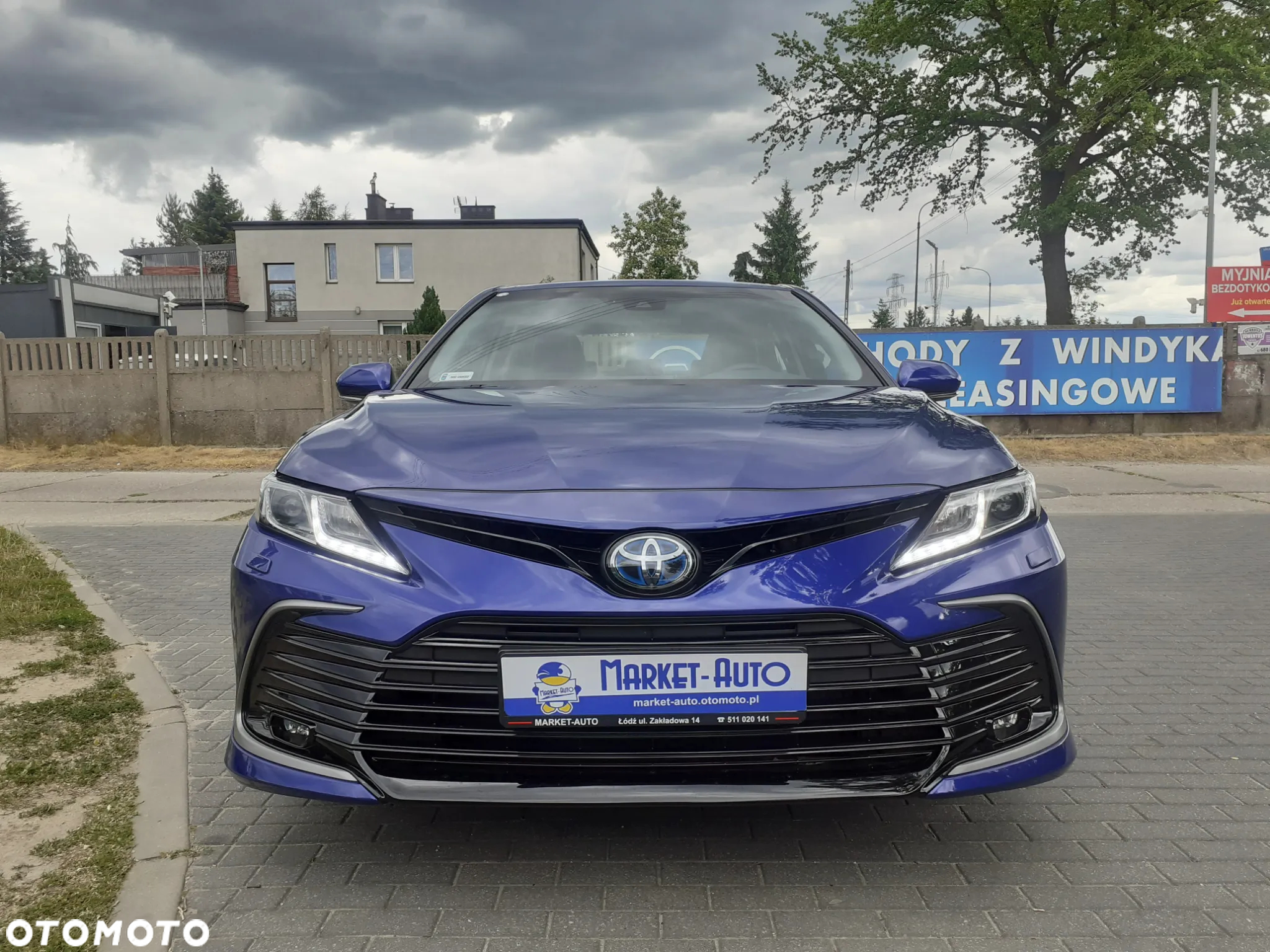 Toyota Camry - 9