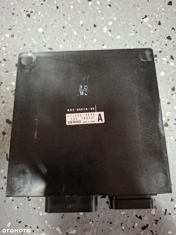 Yamaha MT09 SP moduł komputer ecu instalacja airbox - 2