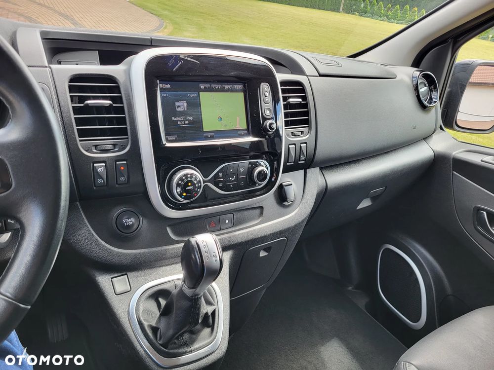 Renault Trafic Grand 2.0 dCi EDC - 9