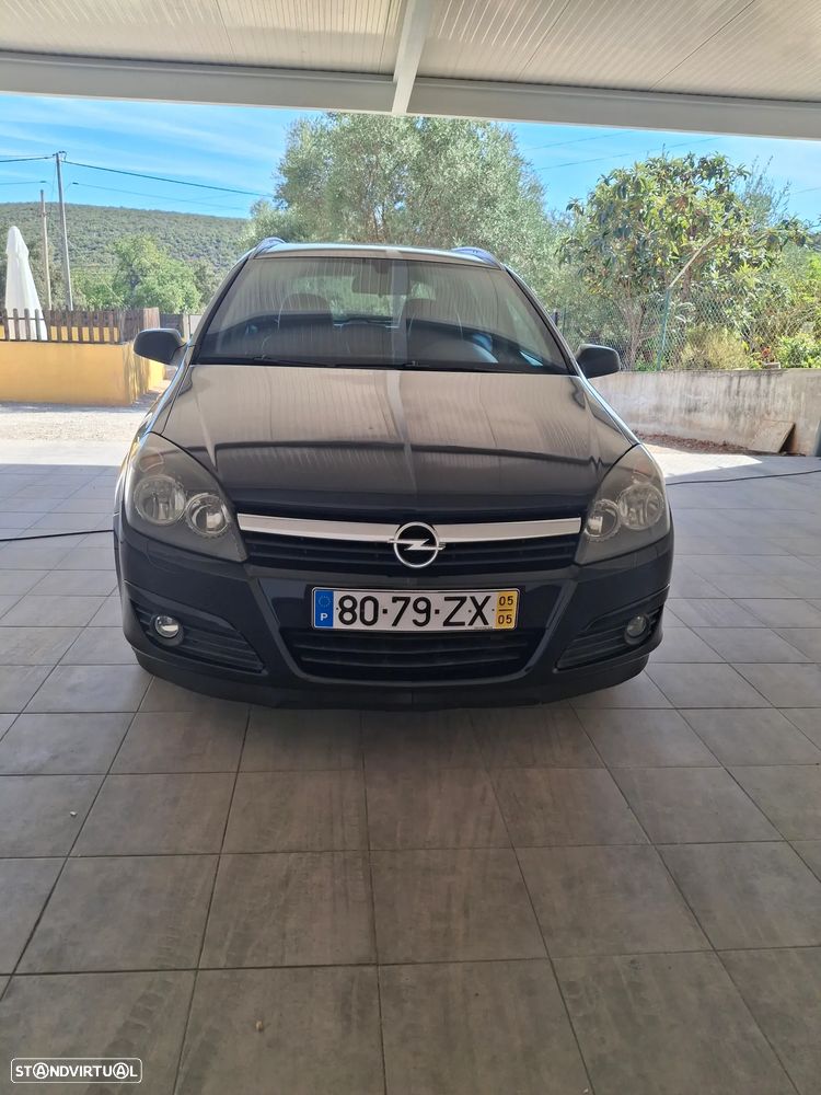 Opel Astra Caravan 1.9 CDTi Cosmo - 3