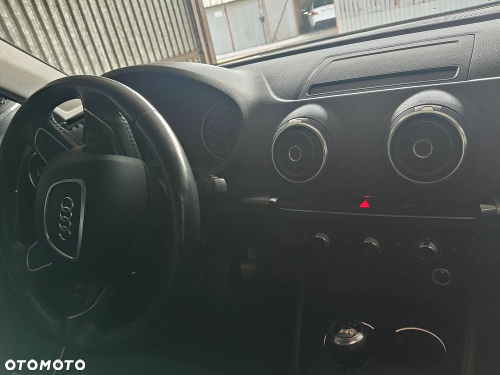 Audi A3 Sportback 1.4 TFSI Attraction - 40